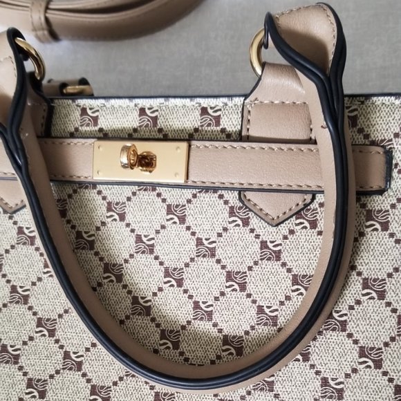 New Cream Handbag - Picture 2 of 4